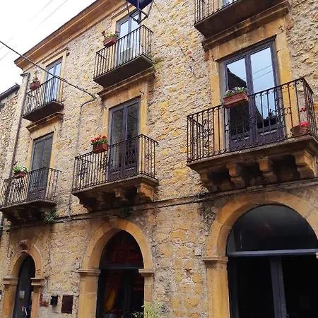 Oda ve Kahvaltı Antico Palazzo Affitti Brevi Piazza Armerina